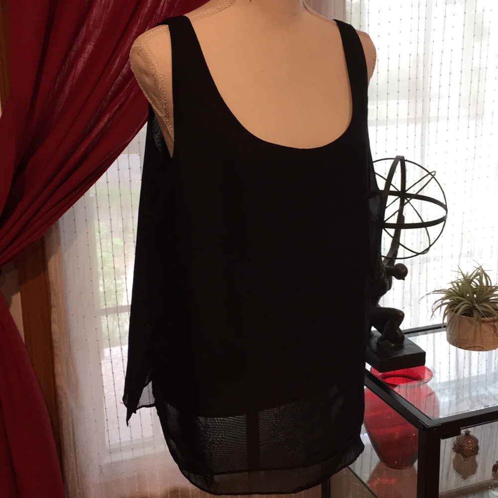 Old Navy Black Chiffon Tank, Size Large